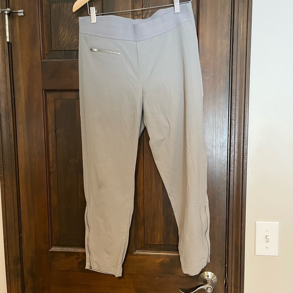 Athleta Mod Trekkie Crop Pant